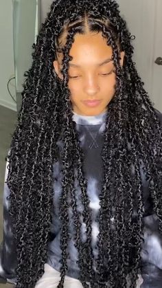 Thigh Length Butterfly Locs, 36 Inch Butterfly Locs, Hair Idea For Black Women, Trending Braids For Black Women, Small Butterfly Locs, Cute Braided Hairstyles For Black Women, Weave Braids Hairstyles, Faux Locs Hairstyles For Women, Black People Hairstyles