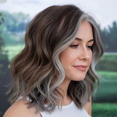 Gray Highlights On Light Brown Hair, Brunette To Grey Transition, Brown Hair Gray Highlights, Brunette Gray Blending, Highlights To Cover Gray Hair Brunettes, Grey Highlights In Brown Hair, Gray Highlights On Dark Hair