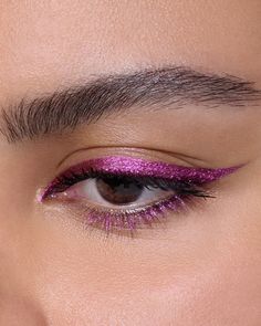 Yeux Paint Liquid Eyeshadow & Eyeliner | VIOLETTE_FR French Makeup, Perfect Red Lips, Best Eyeliner, Eyeshadow Eyeliner, Liquid Eyeshadow, Iron Oxide, Makeup Artist, Beauty Products