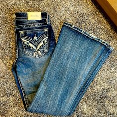 Nwot Never Worn Or Washed. Super Cute With Teal Detail On The Pocket. Miss Me Flare Jeans, Fit Ideas, Miss Me Jeans, Flared Jeans, Miss Me, Flare Jeans, Low Rise, Vision Board, Wide Leg