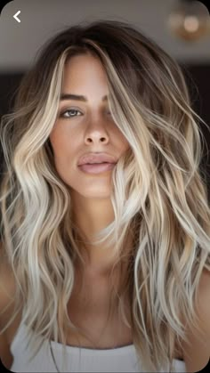 Mid Hair Balayage, Large Money Piece Hair, Cool Balayage Blonde, Blond With Root Shadow, Alix Earle Haircut, Light Brown Hair With Icy Highlights, Long Blond Balayage Hair, Blonde With Ash Brown Lowlights