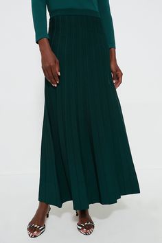 Forest Green Sigrid Midi Skirt Cocktail Attire, Pine Green, Weekend Wear, Office Fashion, Fall Trends, The Forest, Forest Green, Midi Length