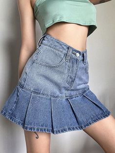 Sports For Women, Blue Pleated Skirt, Vsco Aesthetic, Fiesta Outfit, High Waisted Pleated Skirt, Denim Pocket, Y2k Aesthetic Outfits, Golf Skirts, Blue Skirt