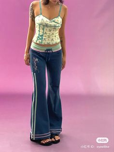 2000s Clothing Brands, Y2k Fashion Colorful, Aesthetic 2000s Outfits, 2000 Outfit, Y2k Aesthetic Clothes, Brand Outfits, 2000s Fashion Inspiration, Pixie Rebels, 2000s Outfits