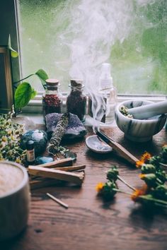 Clear Bad Energy, Palo Santo Wood, Magia Das Ervas, Witch Aesthetic, Green Witch, Witchy Vibes, Witchy Things, Witchy Stuff, Witchy Woman