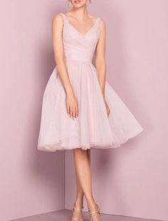 A-line V Neck Sleeveless Knee Length Tulle Homecoming Dress Bridesmaid - Princessly Tea Length Cocktail Dresses, A Line Cocktail Dress, Cheap Homecoming Dresses, Dress With Pleats, Evening Dresses Cocktail, Flirty Dresses, Cocktail Party Dress, Knee Length Dresses, Tulle Dress