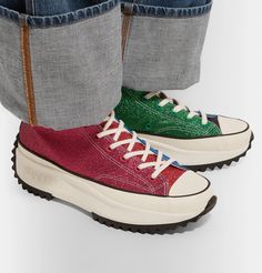 CONVERSE JW ANDERSON RUN STAR HIKE GLITTERED CANVAS HIGH. #converse #shoes Converse Jw Anderson, Loewe Jeans, Acne Studios Sweater, Run Star Hike, Glitter Canvas, Jw Anderson, Converse Sneaker