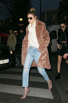 Models Off Duty Style, French Girl Style, Popsugar Fashion