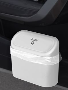 1pc Car Trash Can Car Gift Aesthetic, White Car Interior Decor, Car Interior Accessories Ideas, White Car Interior, Pink Car Decorations, White Car Accessories, Car Decor For Tan Interior, Car Trash Can Ideas, Car Stuff Accessories