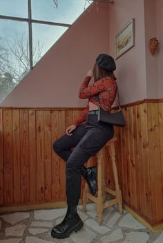 Girl posing on chair, Fashion style post, black military pants, low cut black boots, colorful crop top, cute top, cute style, hat, purse, black purse, cute style post, Korean style clothes Military Pants, Colorful Crop Tops, Cute Outfit, Korean Outfits, Boots Black, Low Cut