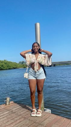 Beach Outfits For Midsize Women, Vacation Outfits Midsize, Baddie Beach Outfits, Cute Vacation Outfits, Venus Fashion, Stylish Summer Outfits, Cruise Outfits, Looks Street Style, Fashion Fits