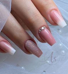 Art Nails Design, Nail Nail Designs, Gold Glitter Nails, Acrylic Nails Coffin Pink, Design Nails, Bright Nails, Designs Nail, Pretty Nail Art