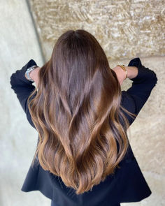 Quiet luxury aesthetic? Oh yes! Wella Passionista @coiffurefrimousse’s (on Instagram) creation is a feast for our eyes thanks to perfectly blended brunette hues and deliciously drizzled caramel tones! Keep your brunette balayage looking fab at home with Wella ColorMotion+. Tap to shop now. Blended Brunette, Luxury Aesthetic, Quiet Luxury, Caramel