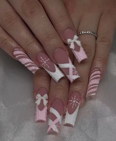 After Christmas Nail Designs, Girly Acrylic Nails Christmas, Pink Christmas French Tip Nails, Bling Nails Christmas, Medium Acrylic Nails Christmas, Acrylic Nails Sweater Design, Matching Christmas Nails For Besties, Nail Inspo Acrylic Winter, Cute Winter Nail Ideas Simple