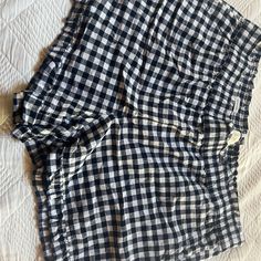 Super Cute Brand New Casual Plaid Shorts, Casual Plaid Shorts For Spring, Casual Gingham Shorts With Elastic Waistband, Casual Gingham Bottoms With Relaxed Fit, Casual Cotton Pajama Shorts, Gingham Cotton Bottoms For Vacation, Cotton Gingham Bottoms For Vacation, Gingham Cotton Shorts For Vacation, Casual Gingham Cotton Bottoms