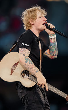 Ed Sheeran Ed Sheeran Equals, Halloween Costume 2023, Celeb Crush, New Photo Download, Photo Download