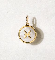 DLUXCA charm bar Gold / Exchange Only Charm Pisces Zodiac Pendant, Pisces Zodiac, Earings Piercings, Pocket Watch, 6 Inches, Gold Filled, Piercings, Shells, Pendant