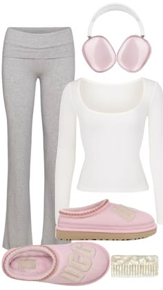 Coquette Outfits, Coquette Outfit, Smink Inspiration, Uggs Outfit, Ballet Core, Cute Lazy Day Outfits, Lazy Outfits