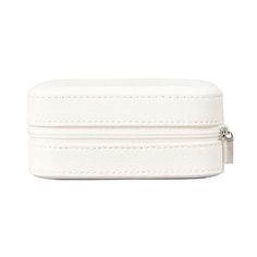 Mele and Co Dana Vegan Leather Jewelry Box in Ivory Pretty and practical, the Dana jewelry box and travel case keeps you focused on the essentials. With enough storage to keep your favorites near to hand and its elegant vegan leather finish, this jewelry case is just the ticket for any weekend ramble. Hand Lines, Leather Jewelry Box, Leather Finish, Drawstring Pouch, Jewelry Case, Travel Case, Leather Jewelry, Kate Spade Crossbody, Vegan Leather