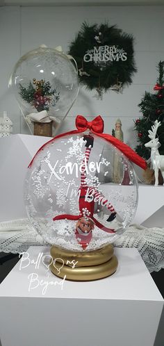 Christmas elf arrival straight from the north pole  This naughty elf in his snowflake bubble is the most magical delivery around! ✨️ 

This personalised Christmas Balloon arriving straight out of Santa's 🎅 workshop, filled with snowflake confetti & naughty elf will definitely put a smile on your little ones dial this Christmas. Elf On The Shelf Ideas Welcome Back Balloons, Diy Christmas Balloon Ideas, Christmas Decor Balloons, Bobo Balloon Ideas Christmas, Balloon Ornaments Christmas, Elf On Shelf Balloon Ideas, Christmas Balloon Gift Ideas