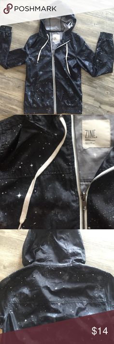 Zumiez Galaxy Raincoat Galaxy patterned Zumiez raincoat. Great for a warm rainy day. Lightly worn. Polyester material Zine Jackets & Coats Rainy Day Outfit For Spring, Rainy Day Outfit For School, Vinyl Raincoat, Galaxy Pattern, Wardrobe Capsule, Berlin Fashion, Clothing Black, Rainy Day Outfit, College Outfits