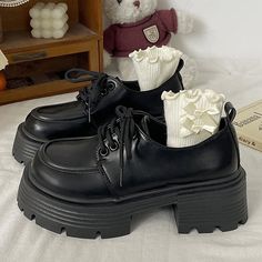 Y2k Shoes, Anime Lingerie, Oxford Platform, Oxford Boots, Kawaii Dress, Black Platform, Grunge Style, Black Matte