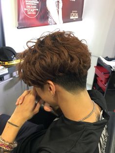 Taper Fade Short Hair, Mens Hairstyles Thick Hair, Wavy Hair Men, Men Hair Color, Hair Inspiration Short, Haircuts For Wavy Hair