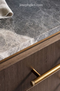 Solid Brass Cabinet Handle with Diamond Knurl by Joseph Giles Millwork Details, Brass Cabinet Handles, Dark Wood Cabinets, Joinery Details, Engineering Tools, Window Handles, Brass Cabinet, Brass Handle, Kitchen Design Decor