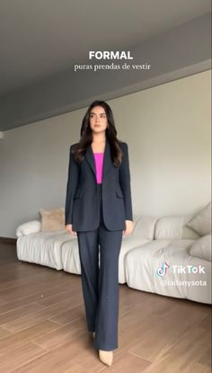 Formal Outfits For Women Student, Female Formal Attire, Women Formal Wear Work Outfits, Formal Business Woman Outfit, Formal Office Outfits Women, Female Formal Outfits, Formal Blazer Outfits For Women, Formal Interview Outfit Woman, Intern Fits