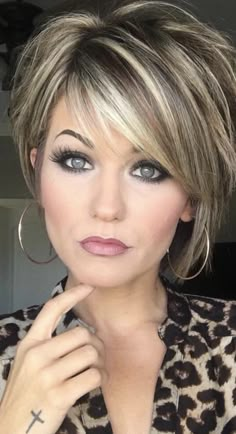 Short Layered Hairstyles, Trendy Bob, Layered Hairstyles, Short Layered, Short Layered Haircuts, Trending Hairstyles, Hair Color Balayage