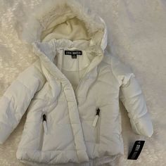 Brand New White Steven Madden Coat. White. Size 24months With Tag Clothes Stockholm, Arctic Clothing, Coquette Jacket, Snowboarding Fits, Cute Puffer Jacket, Snow Jackets Women, Cowboy Wear, Baby Winter Coats, Cute Winter Coats