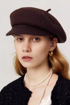 Timeless Elegance with Warmth This 100% wool beret is designed for the autumn and winter seasons, made from premium wool felt material that offers softness and comfort while ensuring warmth. The hat features a foldable design, making it easy to carry, and is hand-washable to maintain its cleanliness and durability over time. Machine washing is not recommended to preserve the fabric and shape. The unique visor design adds a touch of vintage charm, seamlessly blending the beret and newsboy cap sty Beret Style, Tank Top Skirt, Black Backless Dress, Casual Activewear, Wool Beret, Wool Berets, Cocoa Brown, Silk Knit, Felt Material