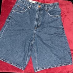 H&M Bermuda Shorts High Waisted. Size 5. New With Tag. H&m High Waist Bottoms With Pockets, Casual High Waist Bottoms From H&m, Casual High Waist Bottoms By H&m, Casual High-waist Bottoms From H&m, Casual High-waist Bottoms By H&m, Trendy H&m Bottoms With Pockets, H&m Casual Short Length Bottoms, High Waist Blue Bermuda Shorts For Spring, Trendy High Rise Blue Bermuda Shorts