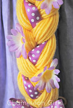 a yellow rope with pink and white polka dots on it