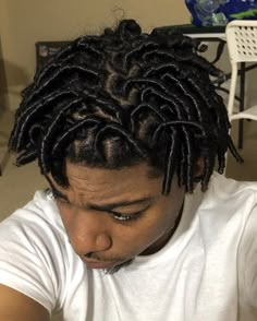 Men Coils Hairstyles, Finger Coils Men, Afro Coils, Dreads Short Hair, Waves Haircut, Black Hair Cuts, Curly Hair Fade