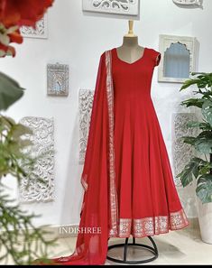 Long Frocks Designs, Dress Designs For Stitching, Bridesmaid Dresses Dusty Sage, Designer Anarkali Dresses, Long Frock Designs, Simple Saree Designs, Long Gown Design