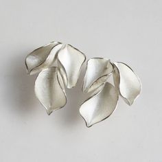 Ceramic Clay Jewelry, Small Silver Earrings, Art Clay Silver, Leaves Earrings, Wax Carving, Metal Clay Jewelry, Art Jewelry Contemporary, Precious Metal Clay