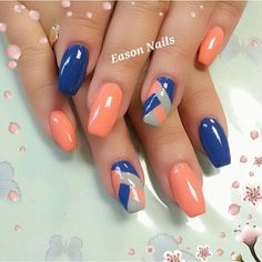 Peach Acrylic Nails, Nail Art Stripes, Striped Nails, Ideas Nails, Orange Nails, Fabulous Nails, Nails Short, Fancy Nails