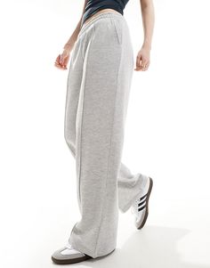 Pantalons de jogging par ASOS DESIGN En totale décontraction Modèle uni Taille élastique Poches fonctionnelles Coupe droite Straight Sweatpants, Shorts Co Ord, Brunch Outfit, Plain Design, White Trainers, Curves Workout, Maxi Dress Trend, Womens Loungewear, Petite Maternity