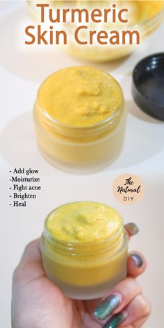 Tumeric Masks, Body Scrub Homemade Recipes, Skin Lightening Diy, Bright Glowing Skin, Diy Body Butter, Diy Cream, Skin Lightening Cream, Diy Acne, Skincare Benefits