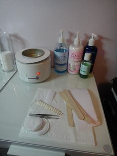 Waxing Station Setup, Waxing Room Aesthetic, Waxing Set Up, Wax Set Up, Waxing Station Ideas, Waxing Essentials, Waxing Aesthetic, Waxing Esthetician, Wax Business