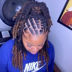 Loc Two Strand Twist Updo, Dreadlock Hairstyles Female, Locs Hairstyles For Women Half Up Half Down, Loc Style Inspo Black Women, Up Down Loc Styles, Loc Hairstyles Half Up Half Down, Loc Style Half Up Half Down, Half Up Half Down Loc Styles Women, Half Up Half Down Dread Styles