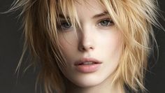 Layered Haircuts for Long Hair: Your Complete Guide to Revamping Your Tresses - Style US Short Shag Haircuts, Short Shag Hairstyles, Shag Haircuts, Short Shag, Curly Haircuts, Balayage Hair Dark