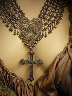 Medieval Necklace w/ Gothic Cross Medieval Necklace, Gothic Cross, Gothic Crosses, Gothic Beauty, Beauty And Fashion, A Cross, Gothic Jewelry, Sacred Heart, New Wave