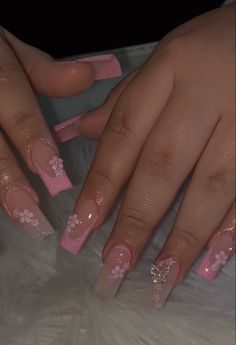 Royal Pink Nails, Nail Ideas For Your Birthday, Sweet Sixteen Nails Pink, Quince Dama Nails, Baby Pink Nail Inspo Acrylic, Medium Short Length Nails, Pink Quince Nails Simple, Sweet 16 Nail Ideas Pink, Pink Nails For Sweet 16