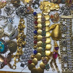 3 Lb Unsearched Mystery Jewelry Lot Wearable Necklaces Earrings Bracelets More Assortment Of Jewelry Pieces In Excellent Condition! Please Send Me A Message With Little Or The Most Tell Me About Your Jewelry Style & Preferences! Otherwise, Your Pieces Will All Be Selected & Ready To Wear Or Resell. Jewelry Will Need Cleaning. I Sort With Ribbons & Bags Which Don’t Add A Lot Of Weight But Keep Items Untangled. Use The Tie To Release Necklaces! Removing 1 Item At A Time Will Greatly Help! I Spend Silver Jeweled Brass Necklace, Silver Brass Costume Jewelry, Vintage Jewelry With Plating For Gift, Vintage Plated Jewelry As A Gift, Vintage Plated Jewelry For Gift, Party Jewelry With Unique Metal Variations, Elegant Multicolor Vintage Jewelry Collection, Elegant Multicolor Vintage Collection Jewelry, Nickel-free Silver Jewelry For Vintage Collection