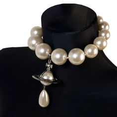 Viviane Westwood, Vivienne Westwood Jewellery, Pearl Drop Necklace, The Vivienne, Deco Retro, Aesthetic Jewelry, Drop Necklace, Dream Jewelry