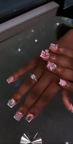 Fire Work Nail Design, Layover Nails, Shorties Nails Pink, Short Nail Designs Black Women, Nails For 7th Grade, Light Pink Nails Short, Nails Bday, Shorties Nails, Stitch Merchandise