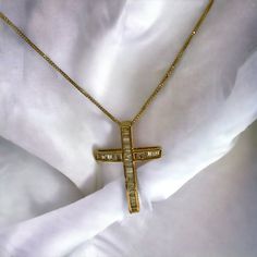 Beautiful 18k Japan Yellow Gold Necklace. Natural Diamond. Stunning Baguette Cut With Venetian Adjustable Chain. With Certificate. Catholic Cross Necklace, Vintage Cross Necklace, Necklace Women Gold, Catholic Cross, Cross Necklace Women, Gold Cross Necklace, Yellow Gold Necklace, Xmas List, Necklace Women