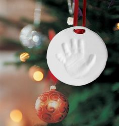 Christmas Babyprints DIY Ornament Modeling Clay Ornaments, Baby Footprint Crafts, Footprint Keepsake, Paper Bird, Footprint Crafts, Baby Footprint, Baby Handprint, Diy Christmas Ornament, Baby Footprints